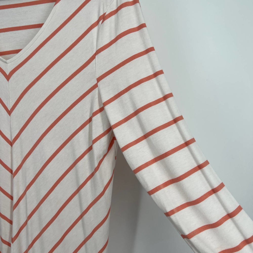 Chico's Size 1 or M Medium Stretchy Stripe Blouse Shirt Top Summer Fall Winter - Picture 2 of 6